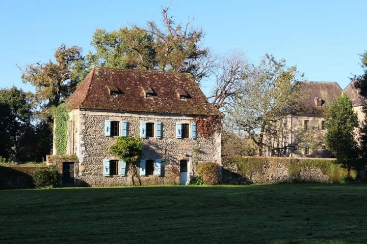 10 bedrooms house for sale in  France - Image 7