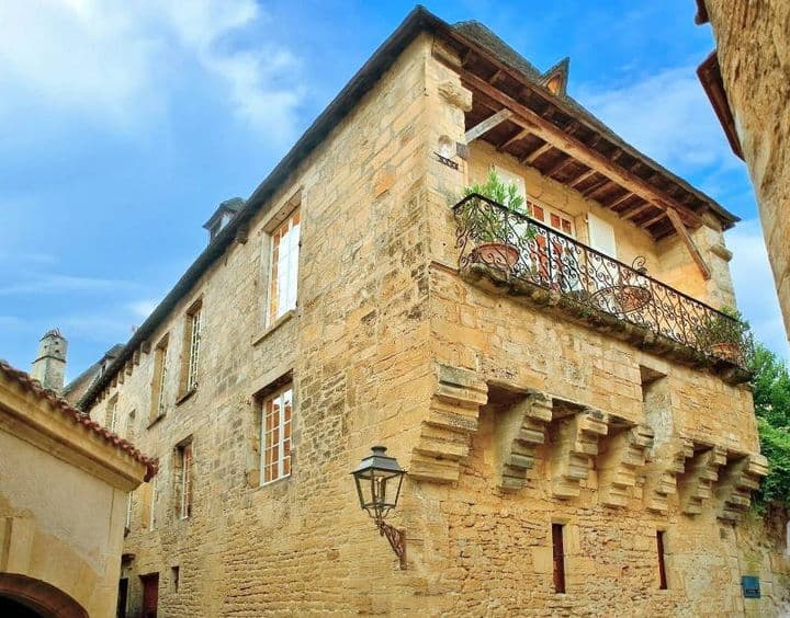 6 bedrooms house for sale in Sarlat-la-Caneda, France - Image 2