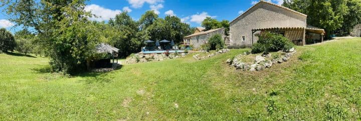 13 bedrooms house for sale in  France