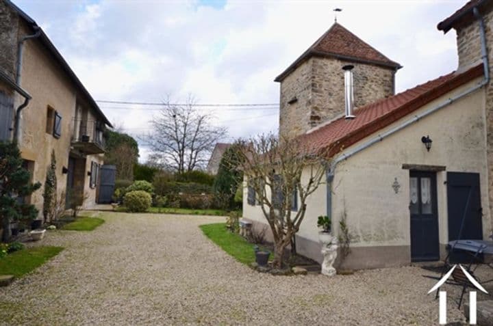 8 bedrooms house for sale in Vezelay, France - Image 3