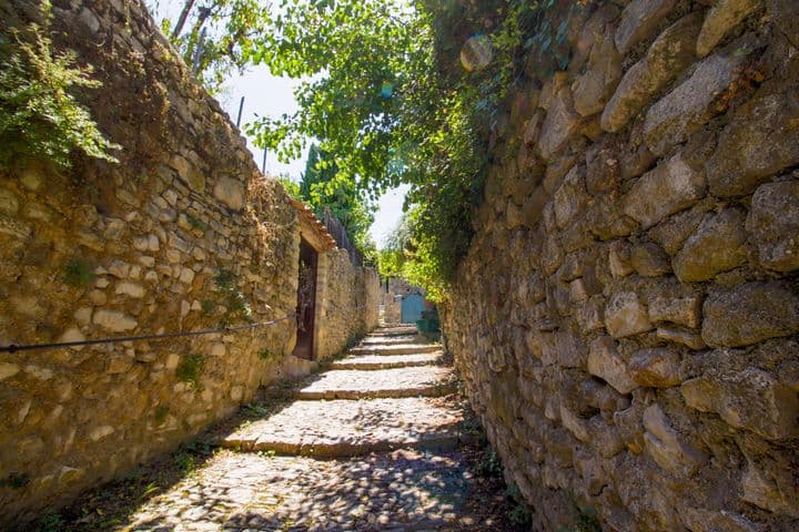 2 bedrooms house for sale in Vaison-la-Romaine, France - Image 7