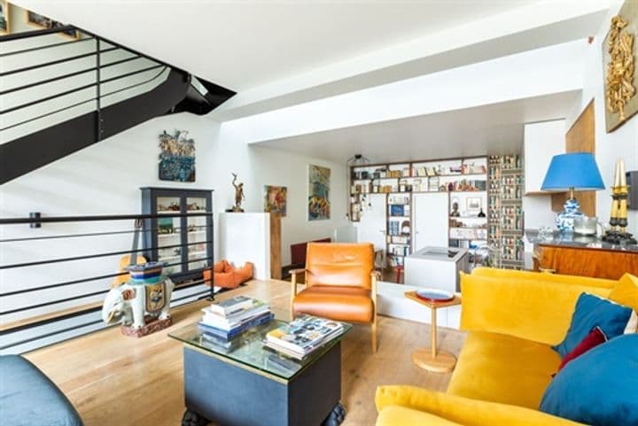 3 bedrooms house for sale in Paris, France