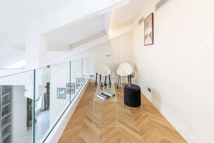 2 bedrooms house for sale in  France - Image 9