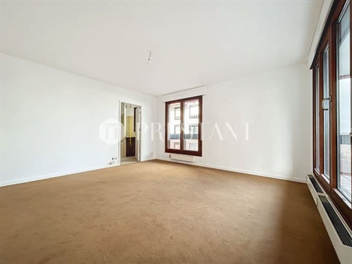 4 bedrooms apartment for sale in Issy-les-Moulineaux, France - Image 10