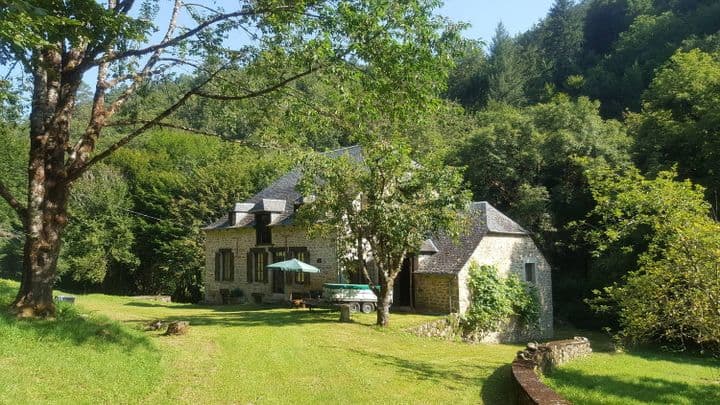 5 bedrooms house for sale in LA ROCHE CANILLAC, France - Image 3