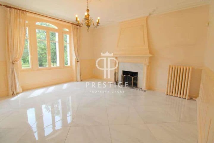 7 bedrooms house for sale in  France - Image 12