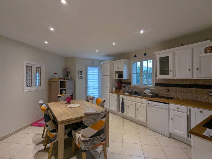 4 bedrooms house for sale in saintes, France - Image 3