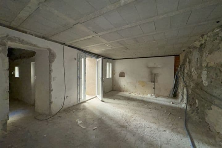 Building for sale in Apt, France - Image 8