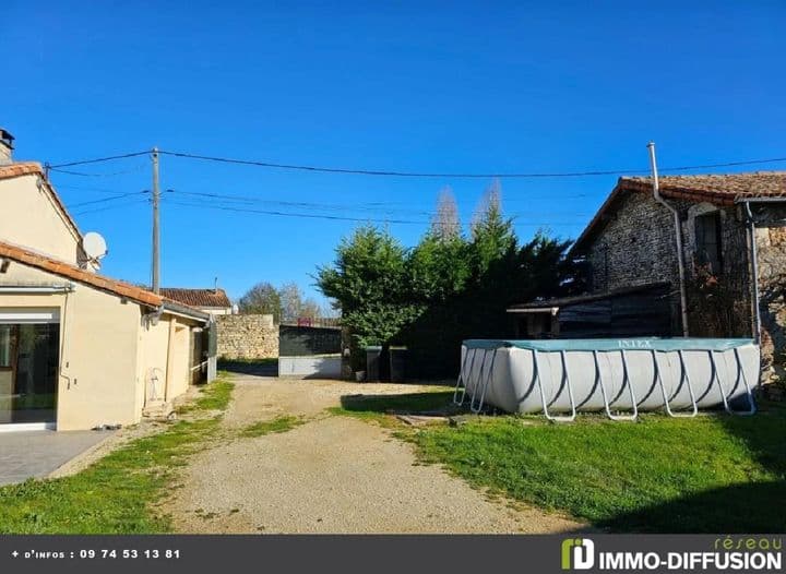 3 bedrooms house for sale in RUFFEC, France - Image 3