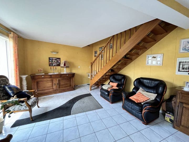 2 bedrooms house for sale in bressuire, France - Image 4