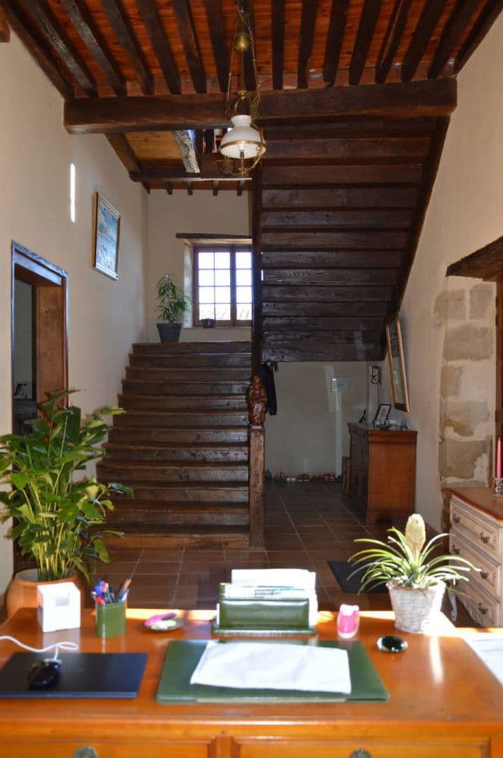 5 bedrooms house for sale in  France - Image 7