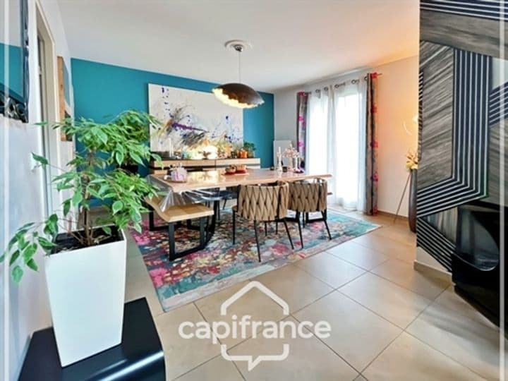 3 bedrooms house for sale in Ormesson-sur-Marne, France - Image 6