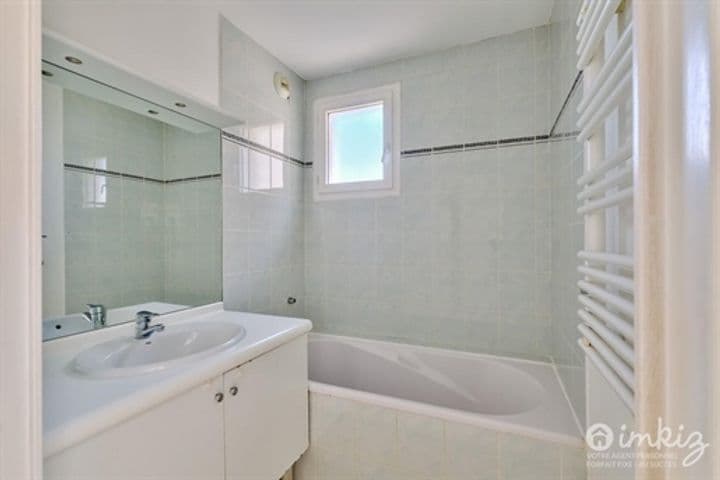 3 bedrooms apartment for sale in Marseille, France - Image 7