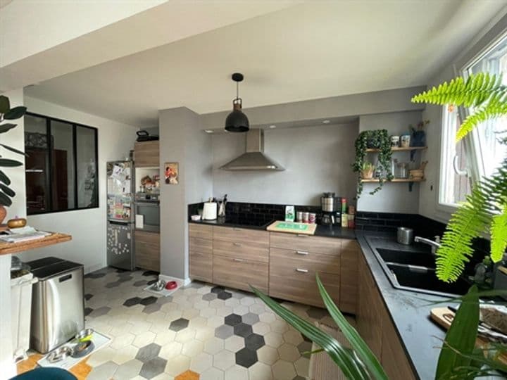 2 bedrooms apartment for sale in Montreuil, France - Image 2