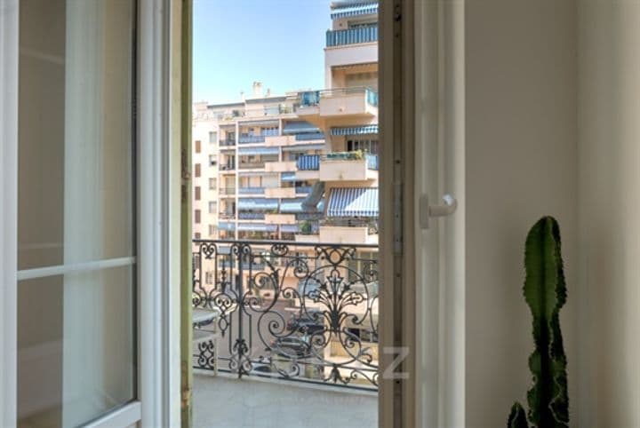 1 bedroom apartment for sale in Nice, France - Image 2