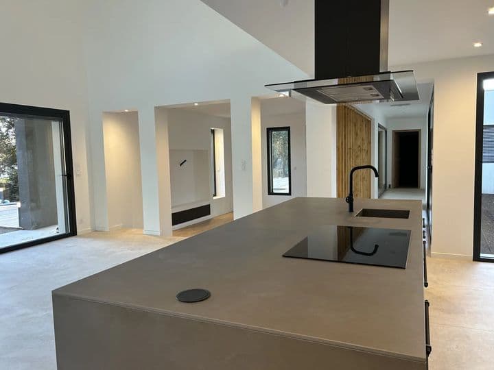 4 bedrooms house for sale in  France - Image 8