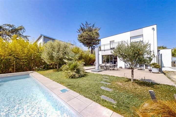 House for sale in Saint-Nazaire, France