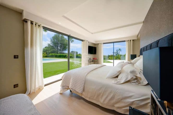 5 bedrooms house for sale in  France - Image 11