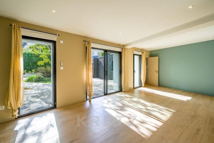 5 bedrooms house for sale in  France - Image 3