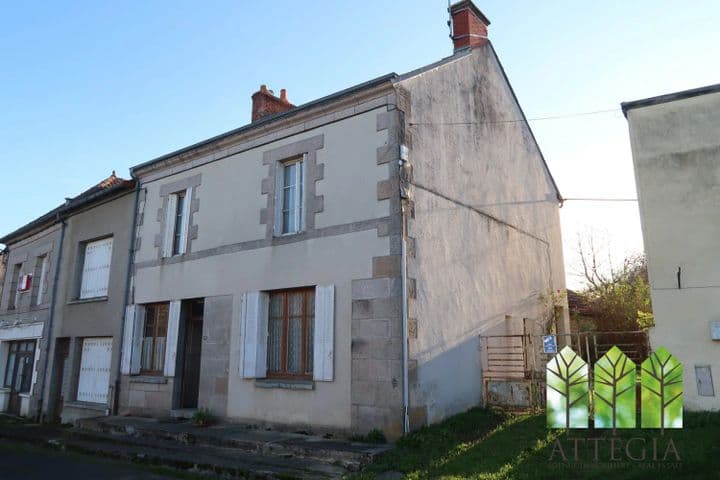 3 bedrooms house for sale in Clugnat, France - Image 2