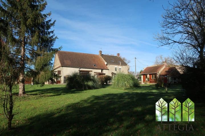 5 bedrooms house for sale in Genouillac, France