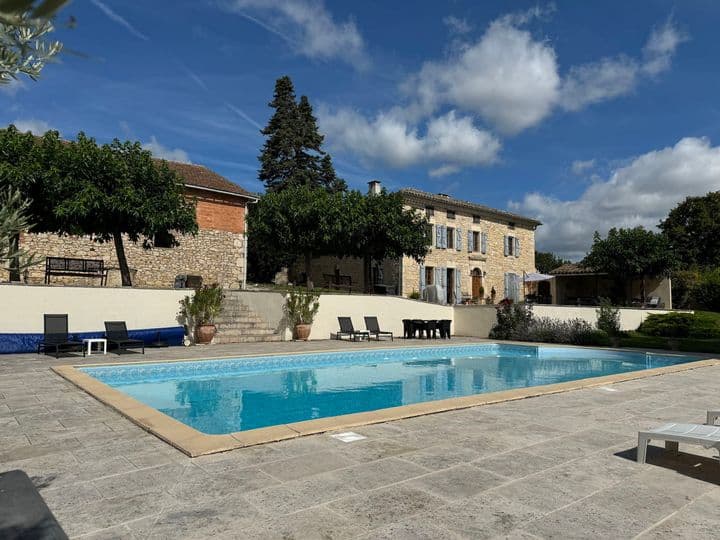 5 bedrooms house for sale in  France