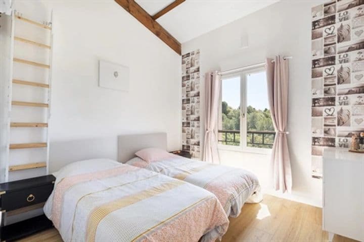 4 bedrooms house for sale in Saint-Laurent-du-Var, France - Image 3