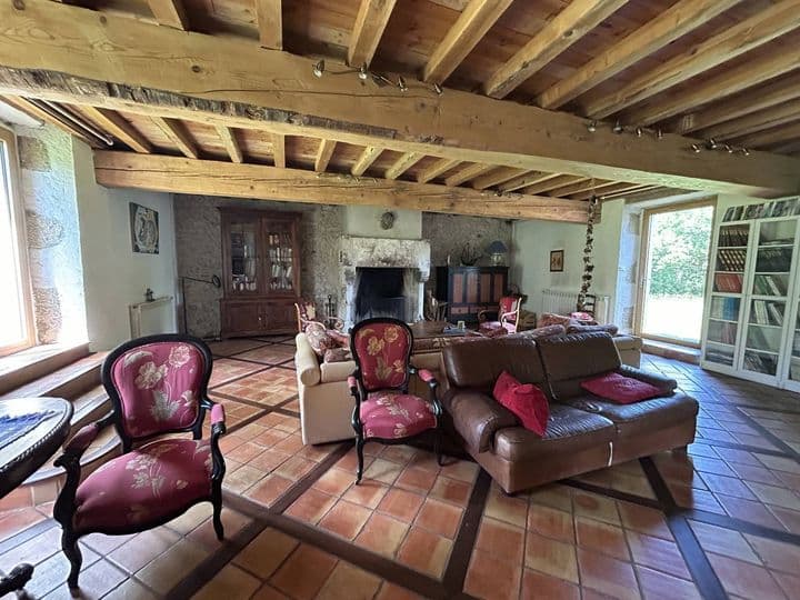 4 bedrooms house for sale in ESCUEILLENS ET SAINT JUST, France - Image 12