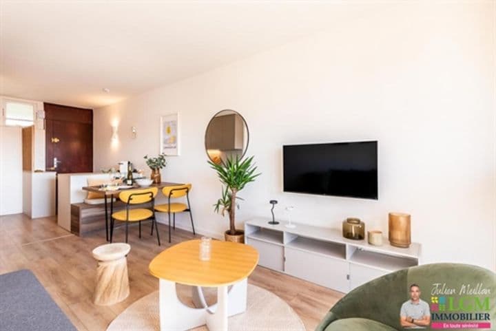 1 bedroom apartment for sale in Montpellier, France - Image 3