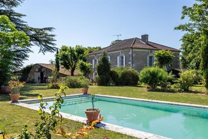 6 bedrooms house for sale in Montaigu-de-Quercy, France - Image 2