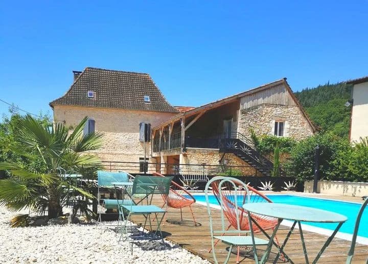 4 bedrooms house for sale in  France