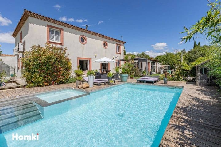 6 bedrooms house for sale in  France