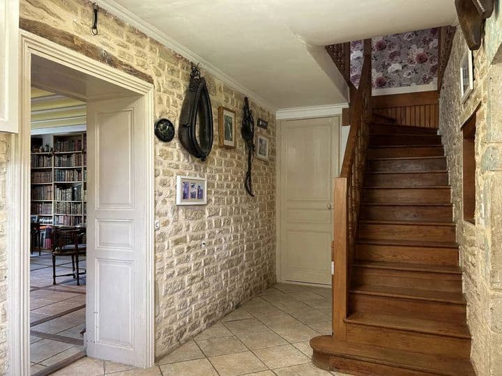 5 bedrooms house for sale in  France - Image 8