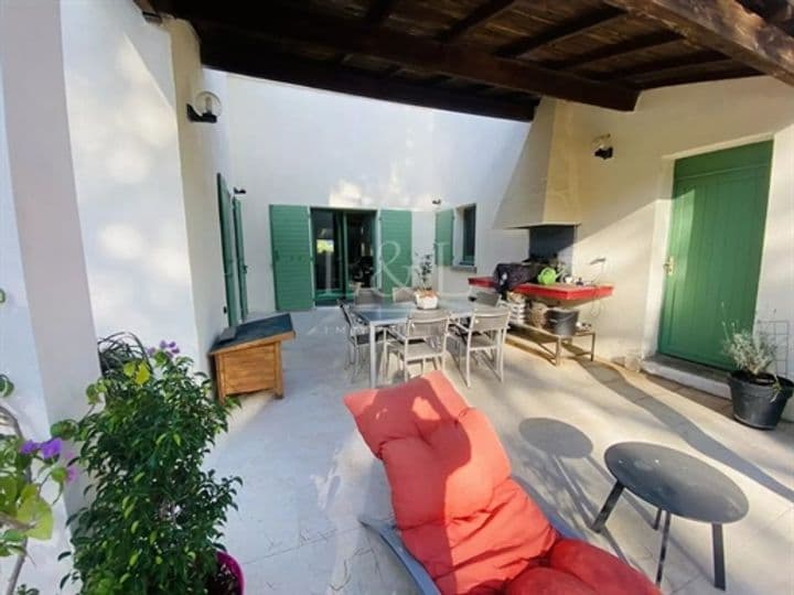 5 bedrooms house for sale in Nimes, France - Image 3