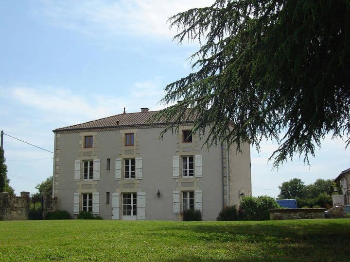 8 bedrooms house for sale in BUSSIERE POITEVINE, France - Image 10