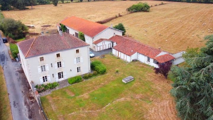 8 bedrooms house for sale in BUSSIERE POITEVINE, France - Image 2