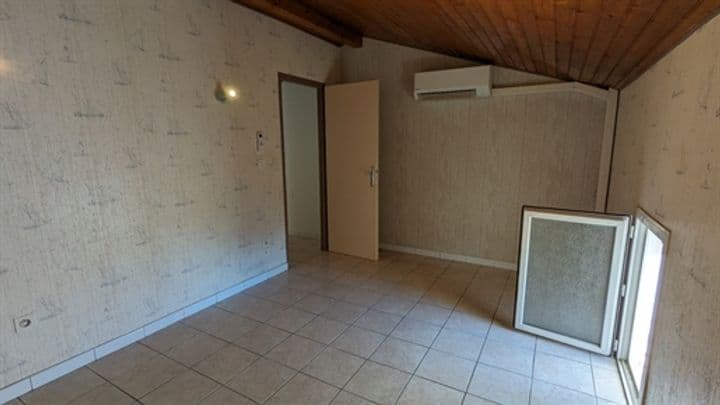 1 bedroom apartment for sale in Villeneuve-sur-Lot, France - Image 4