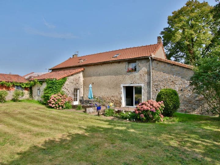 3 bedrooms house for sale in vernoux en gatine, France - Image 5