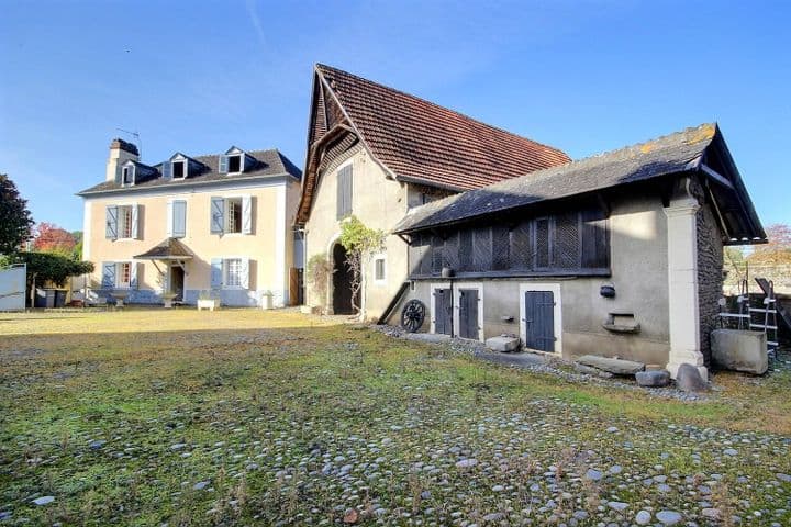 House for sale in BILLERE, France - Image 2