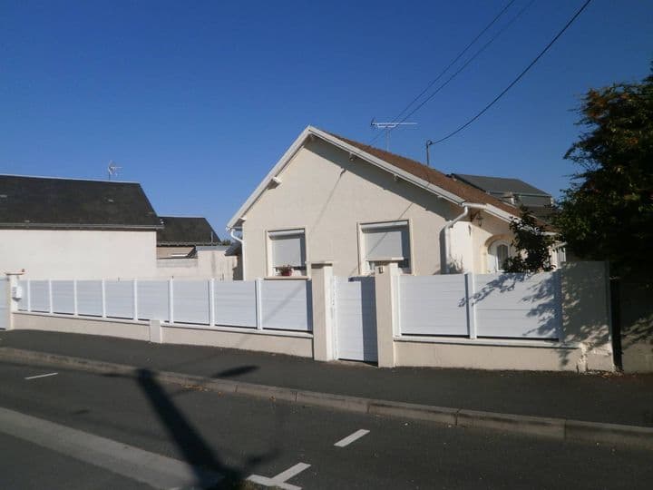 1 bedroom house for sale in issoudun, France - Image 2