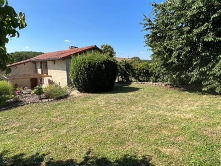 4 bedrooms house for sale in Nanteuil-en-Vallee, France - Image 4