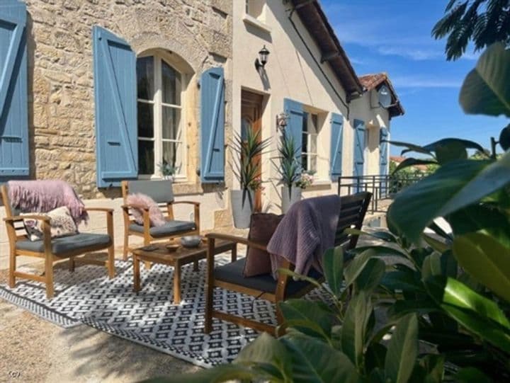 3 bedrooms other for sale in Chef-Boutonne, France - Image 2