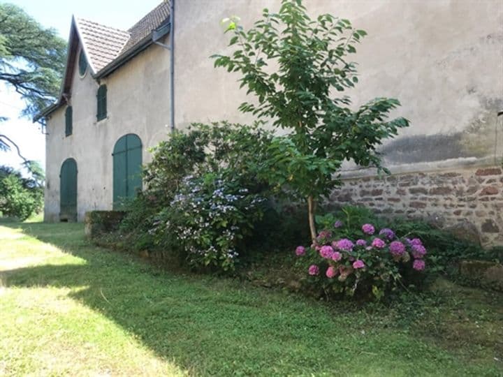 House for sale in La Clayette, France - Image 4