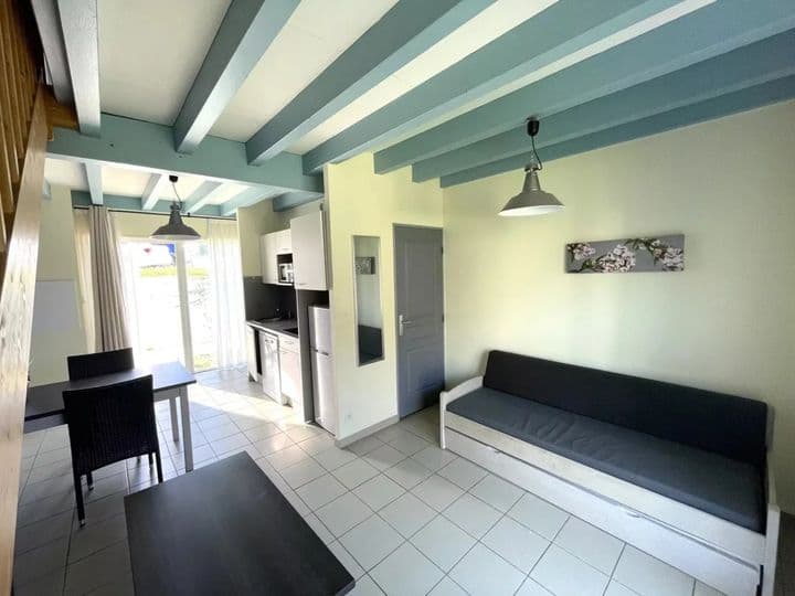 2 bedrooms house for sale in  France - Image 2