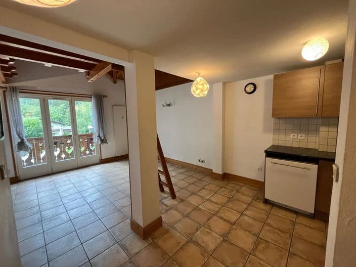 2 bedrooms house for sale in  France - Image 6