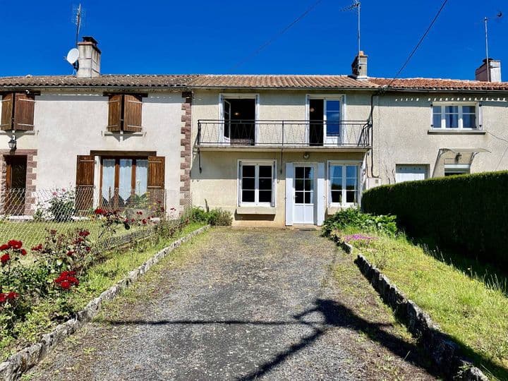 3 bedrooms house for sale in AVAILLES LIMOUZINE, France - Image 3