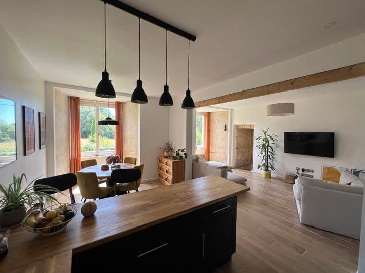 2 bedrooms house for sale in  France - Image 6