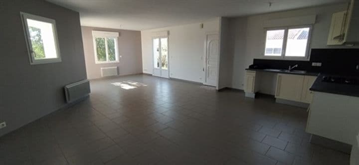 3 bedrooms house for sale in Gemozac, France