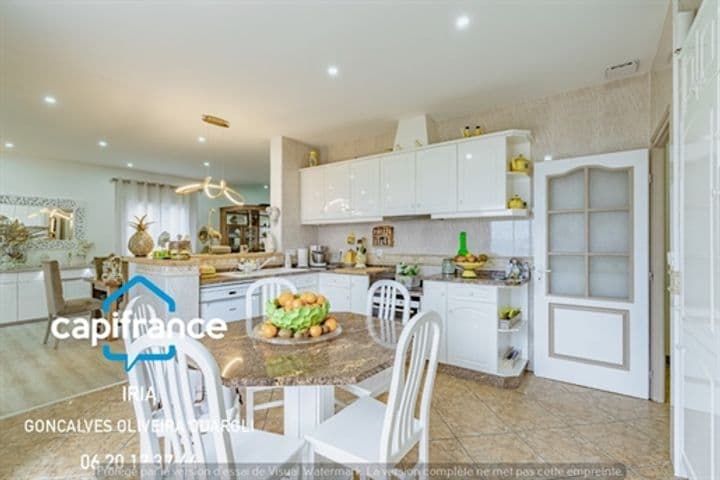4 bedrooms house for sale in Pujols, France - Image 2