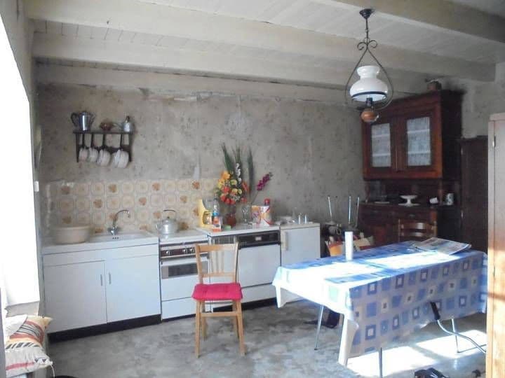 1 bedroom house for sale in  France - Image 2